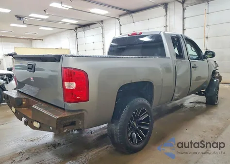 2008 Chevrolet Silverado K1500 из США, поврежденный, VIN 2GCEK19J581276336